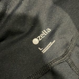 Zella 4 pairs of legging